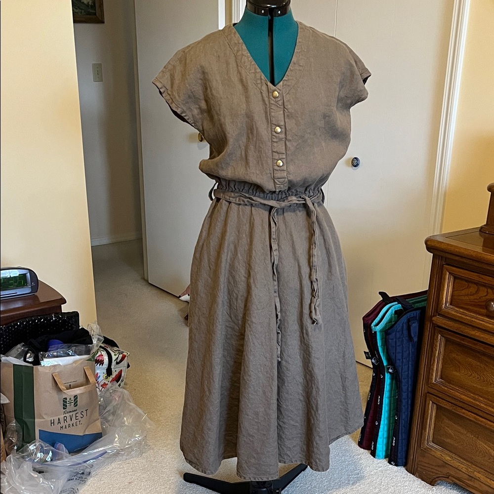 notPERFECTLINEN Taupe Linen Midi Dress with Drawstring Waist